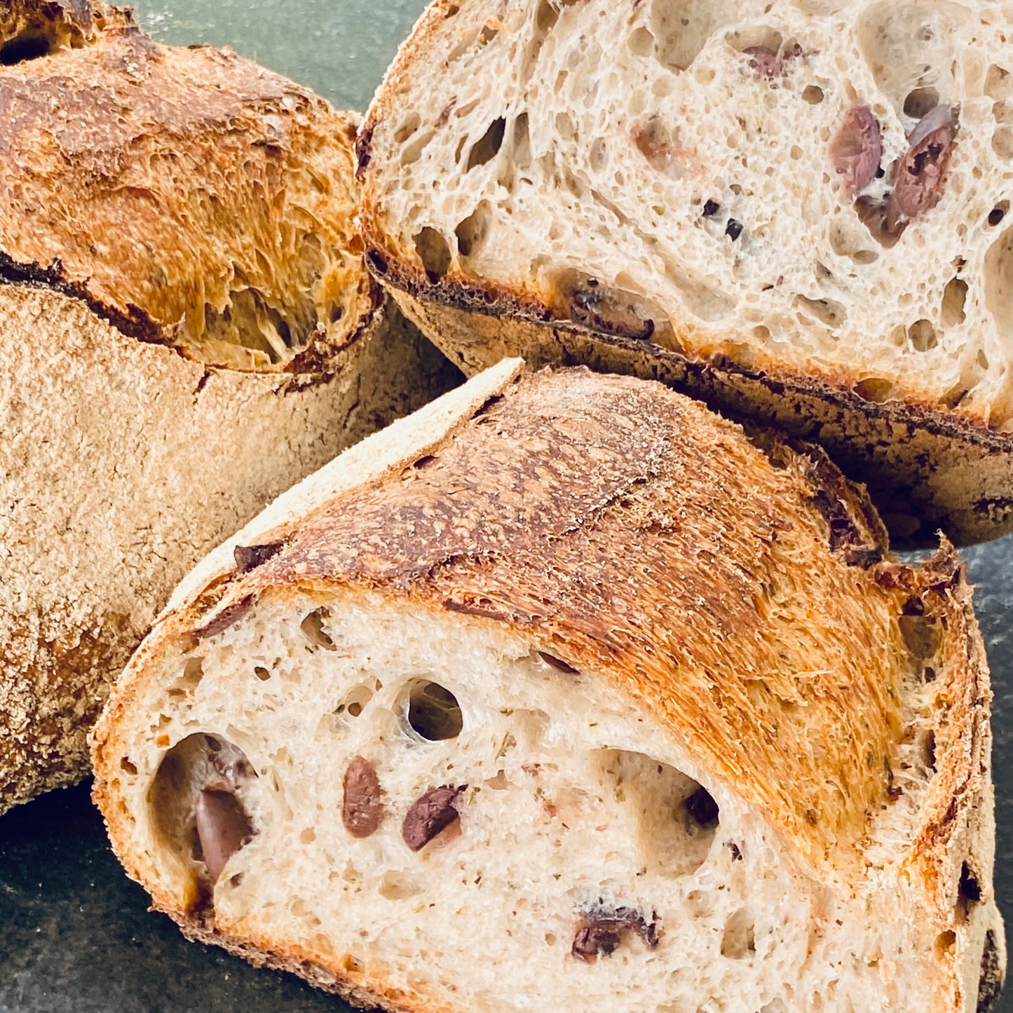 Pain aux olives & herbes- vendredi
